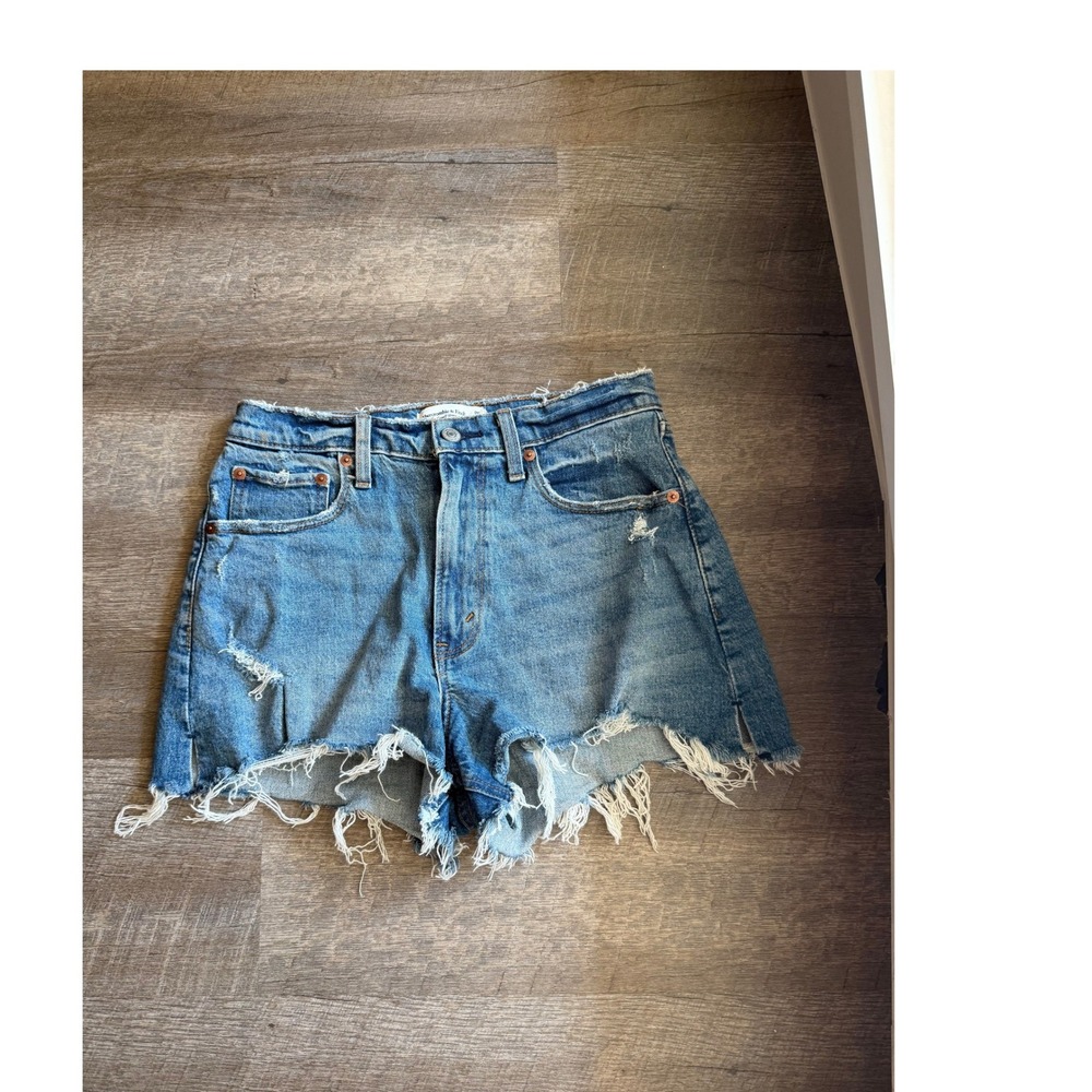 Abercrombie & Fitch Curve Love The Cutoff Short High Rise Distressed Denim 26 2